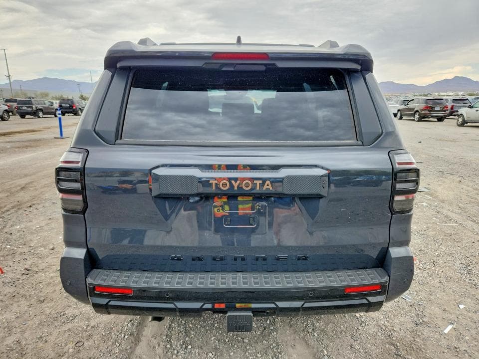2025 TOYOTA 4RUNNER TRD SPORT PREMIUM 6