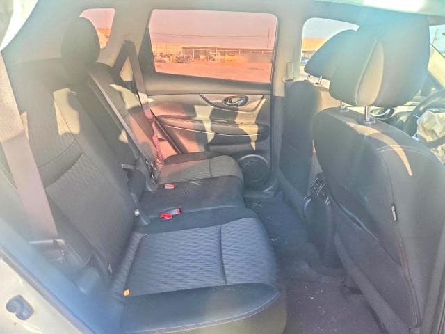 2018 NISSAN ROGUE S 11
