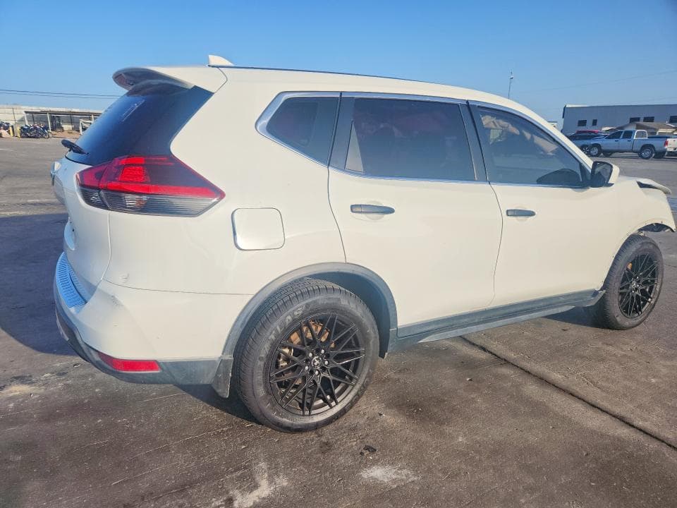 2018 NISSAN ROGUE S 3