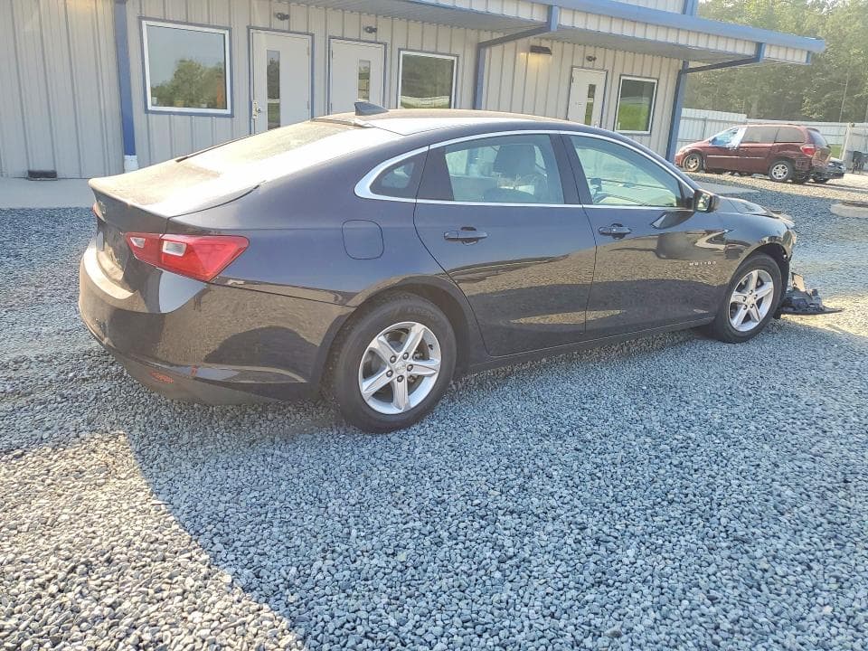 2023 CHEVROLET MALIBU LS 3