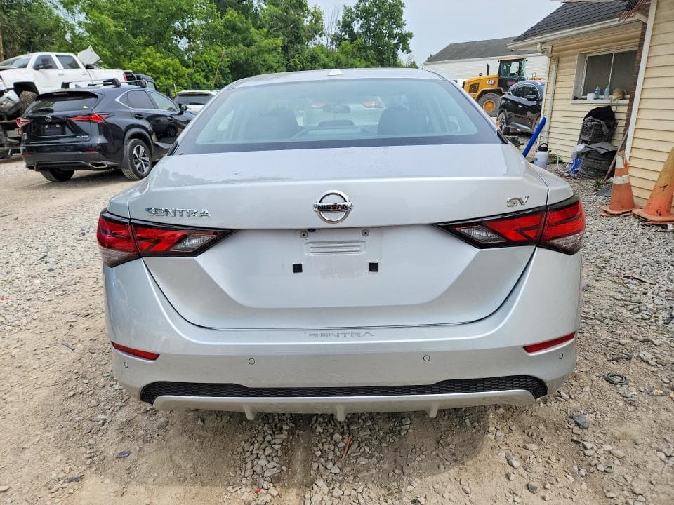 2022 NISSAN SENTRA SV 6