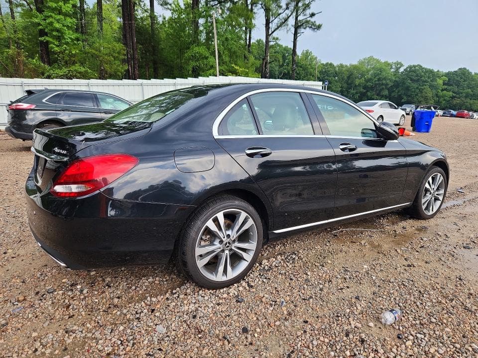 2018 MERCEDES-BENZ C 300 4MATIC 3