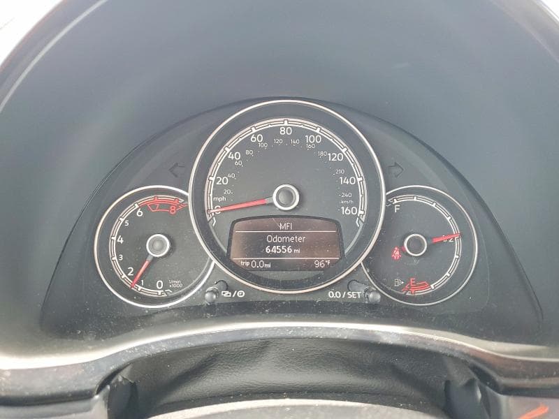2017 VOLKSWAGEN BEETLE 1.8T 9