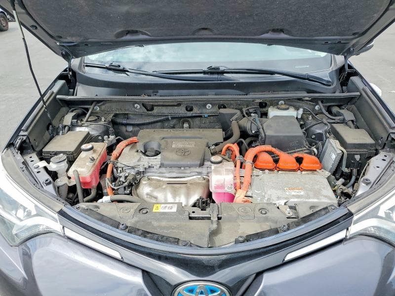 2017 TOYOTA RAV4 HV LIMITED 12