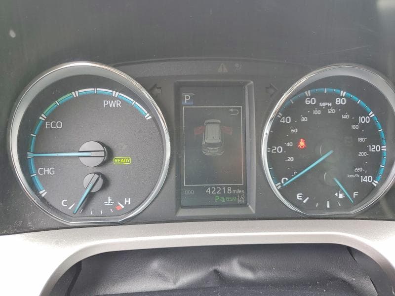 2017 TOYOTA RAV4 HV LIMITED 9