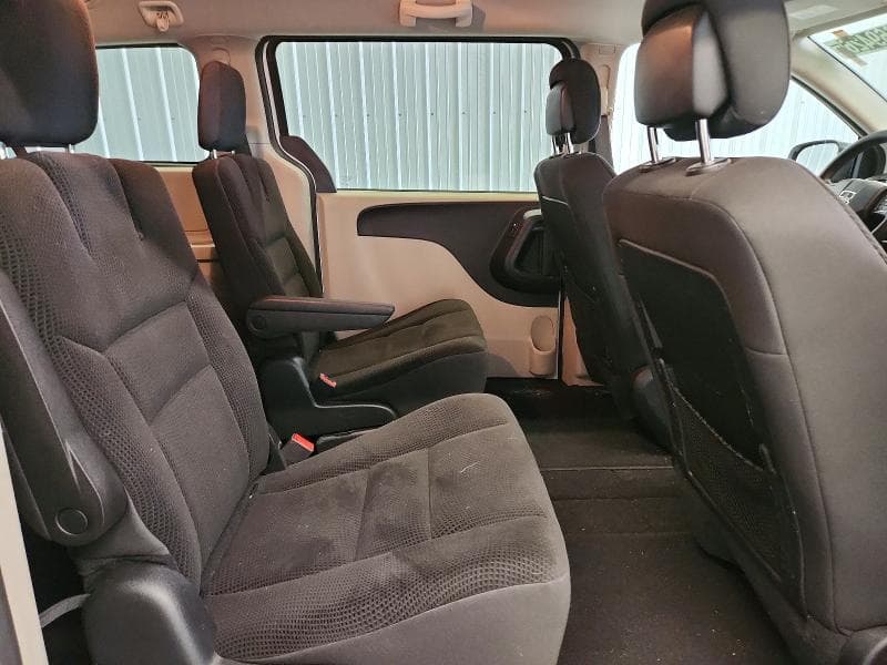 2019 DODGE GRAND CARAVAN SE 11