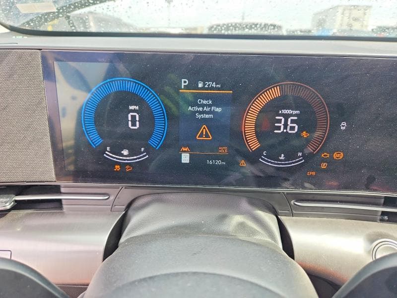 2025 HYUNDAI KONA SEL 9