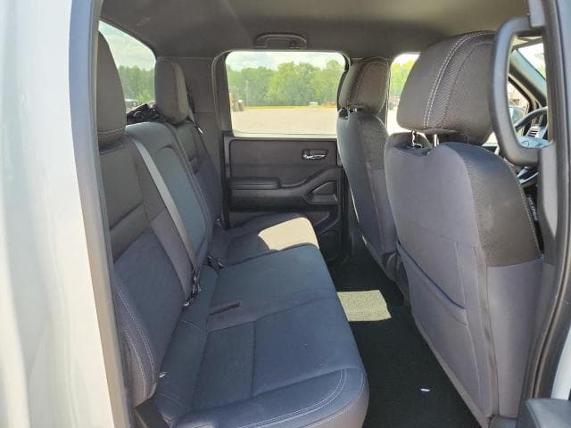 2023 NISSAN FRONTIER SV 10