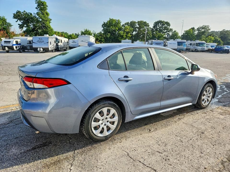 2021 TOYOTA COROLLA LE 3