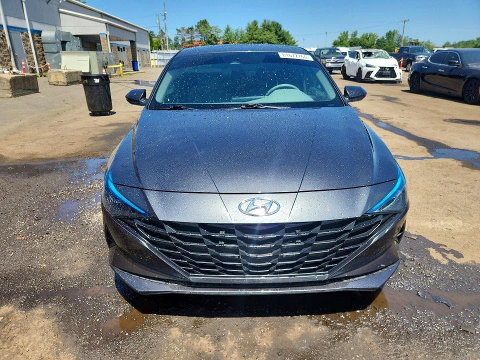 2022 HYUNDAI ELANTRA SEL 5