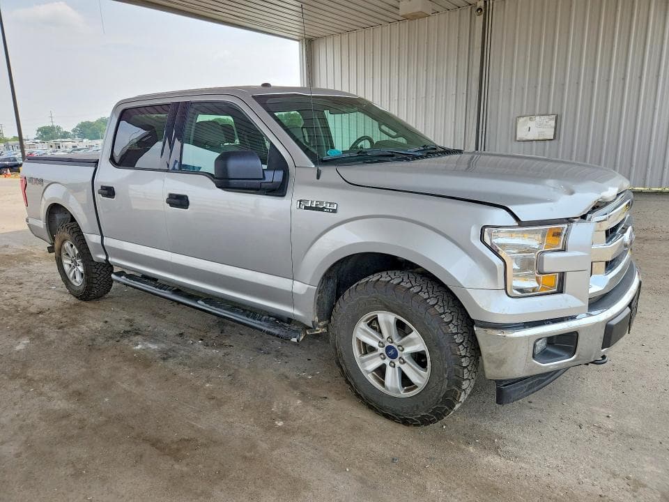 2017 FORD F150 SUPERCREW 4