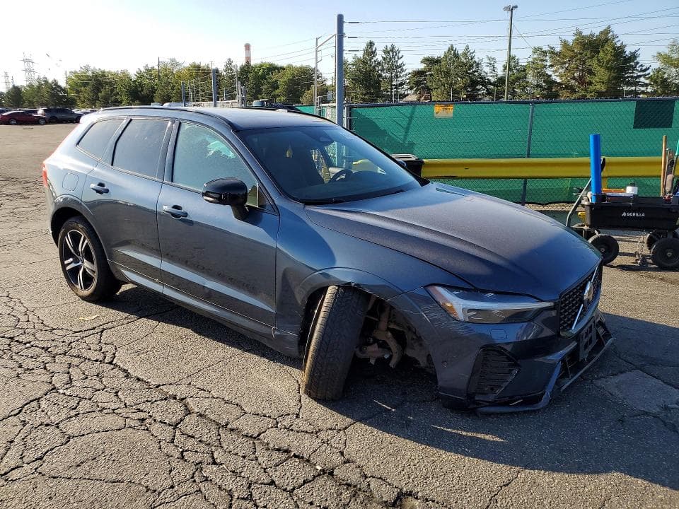 2022 VOLVO XC60 B5 R-DESIGN B5 R-DESIGN 5