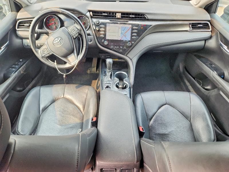 2019 TOYOTA CAMRY XSE 8