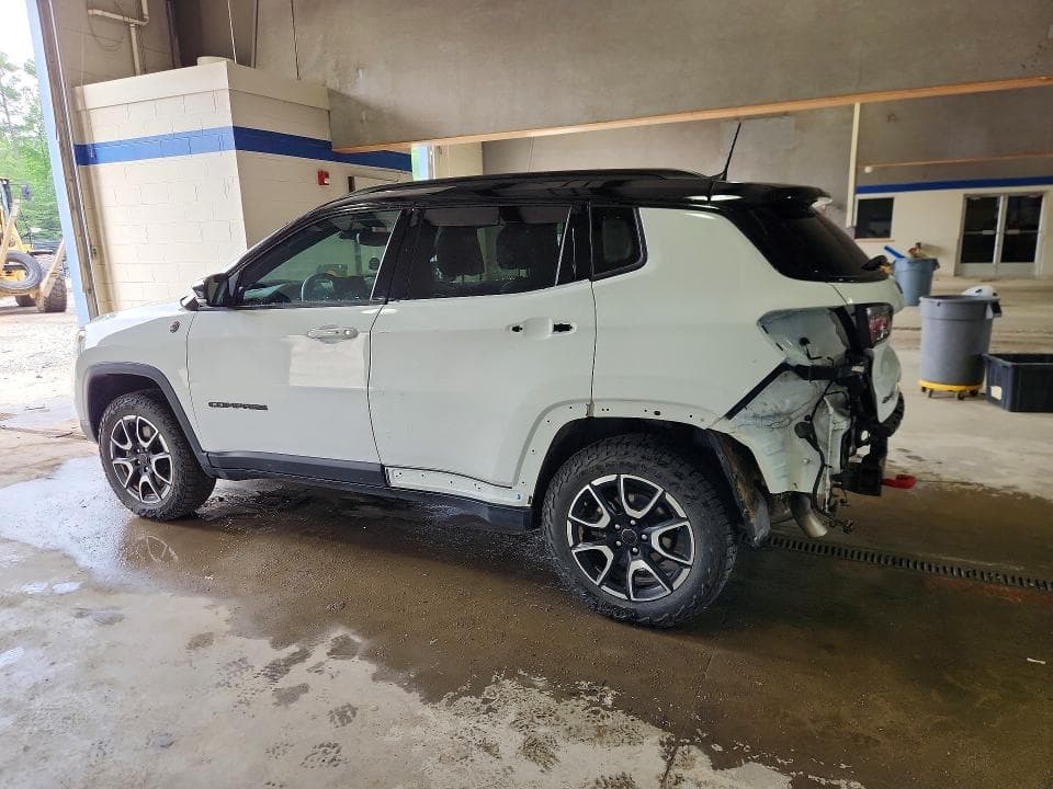 2025 JEEP COMPASS TRAILHAWK 2