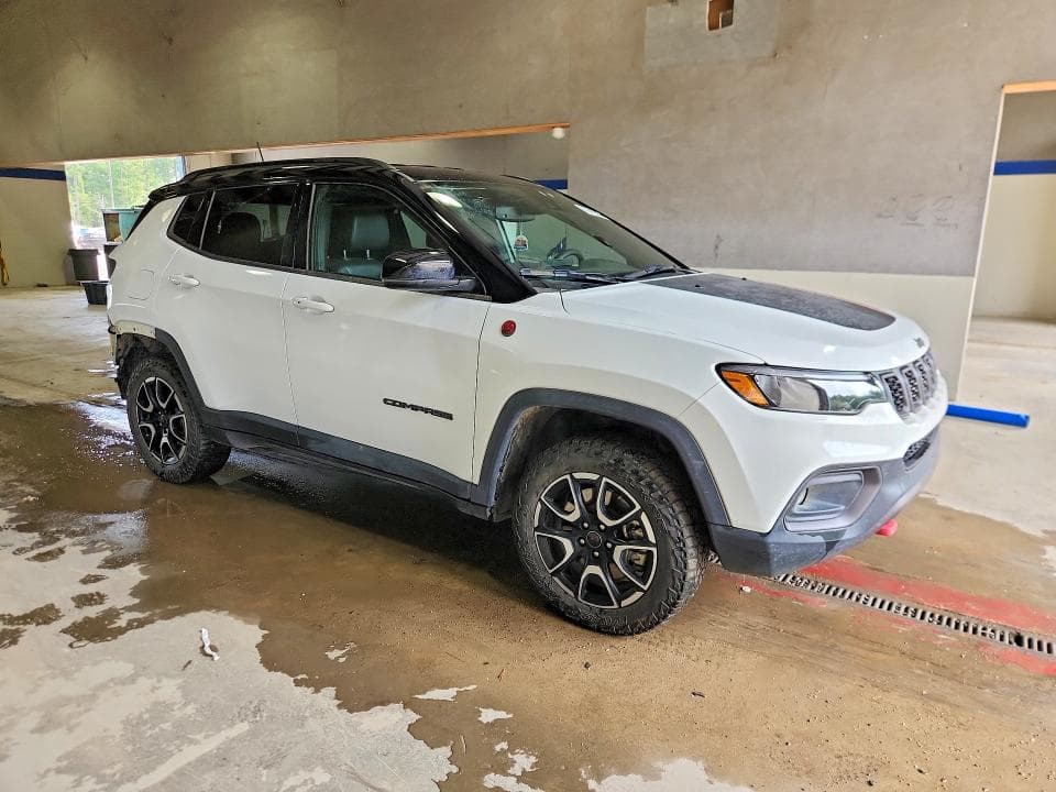 2025 JEEP COMPASS TRAILHAWK 4
