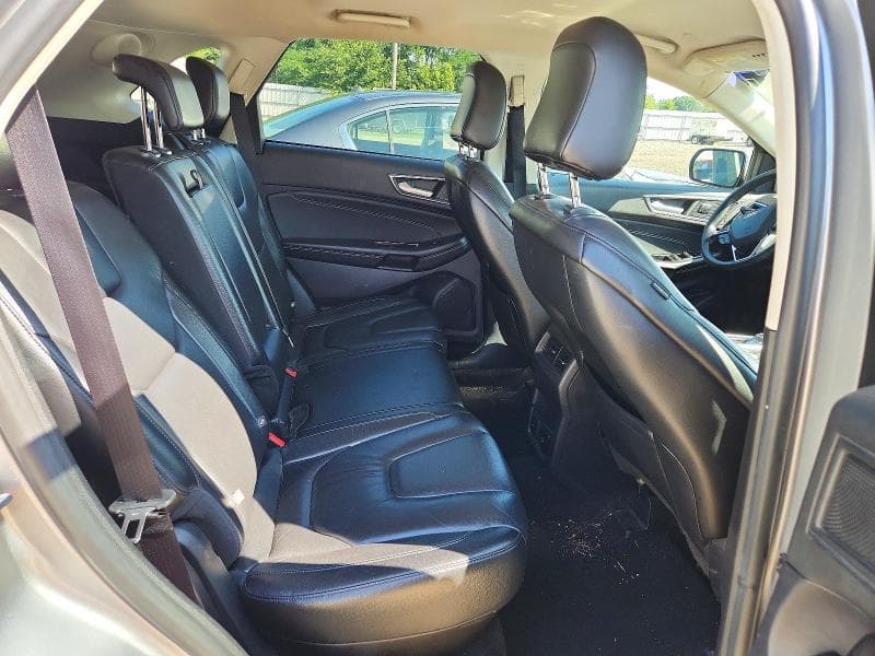 2020 FORD EDGE TITANIUM 11