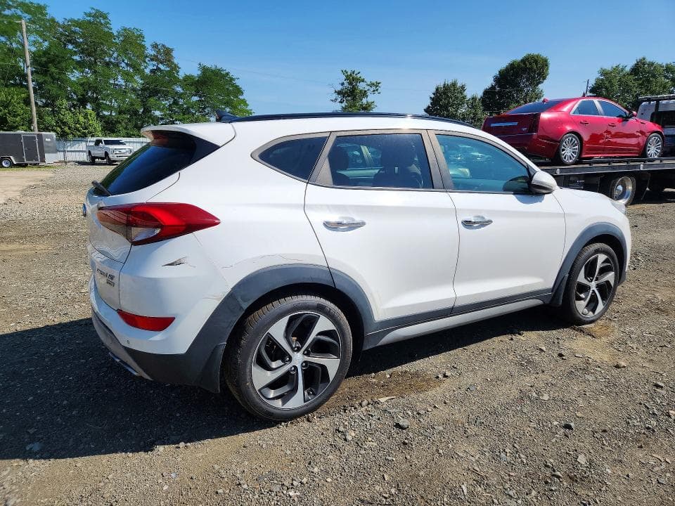 2017 HYUNDAI TUCSON LIMITED 3