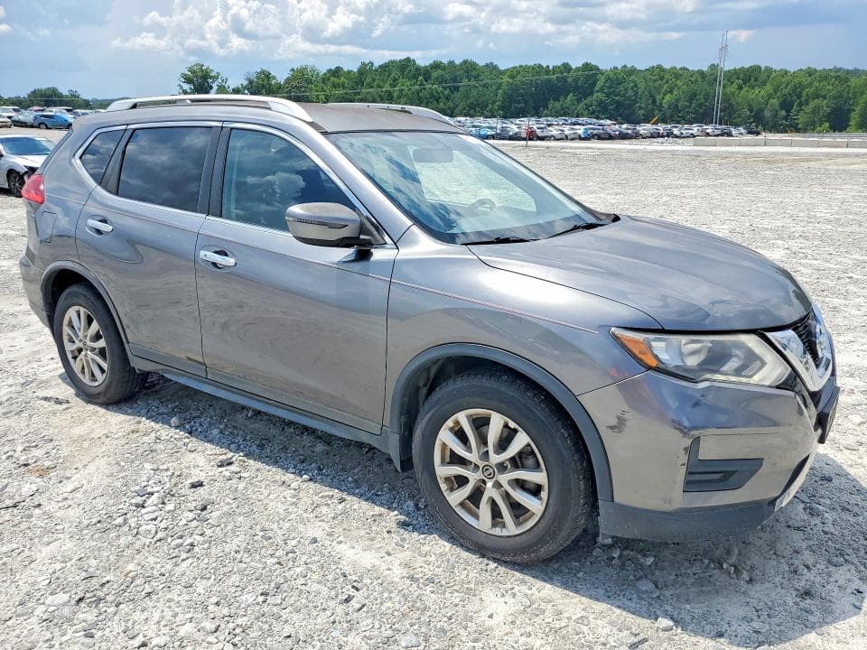2017 NISSAN ROGUE SV 4