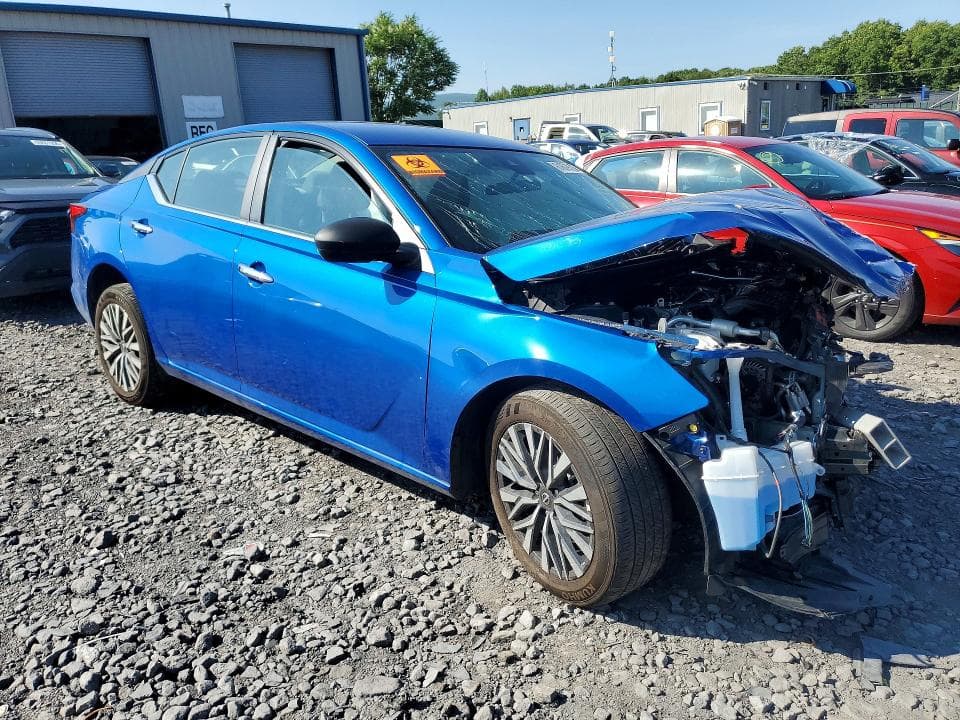 2025 NISSAN ALTIMA SV 4