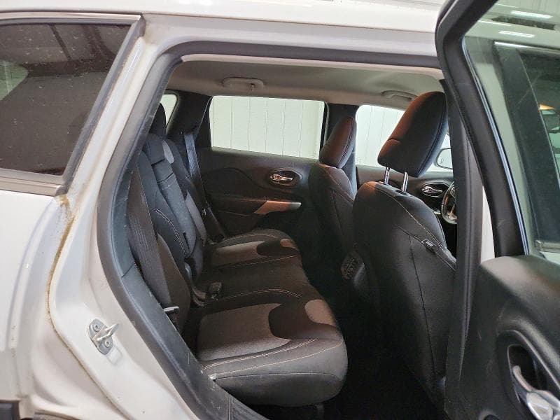 2018 JEEP CHEROKEE LATITUDE LATITUDE 11
