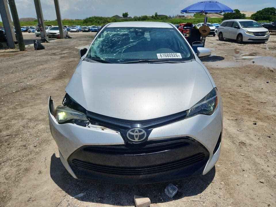 2017 TOYOTA COROLLA LE 5