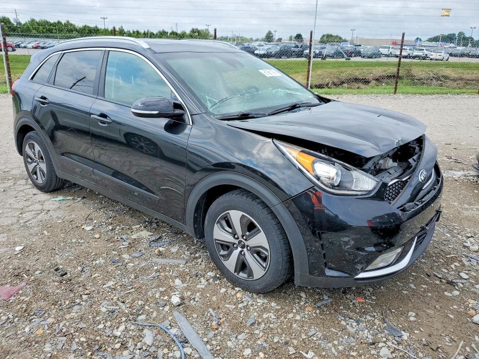2017 KIA NIRO EX 4
