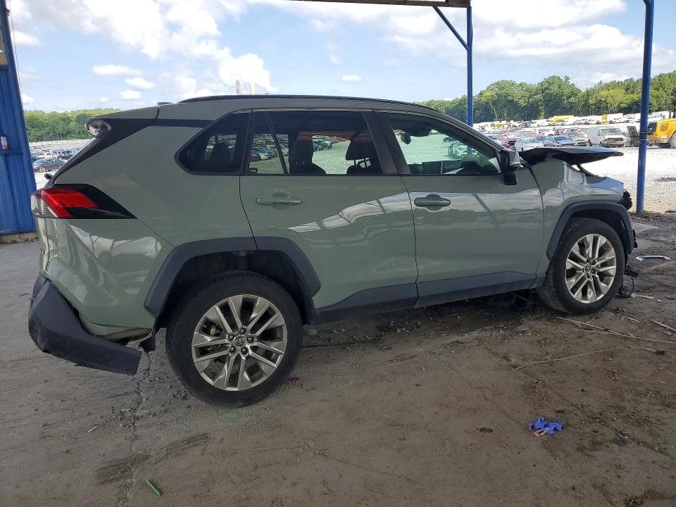 2019 TOYOTA RAV4 XLE PREMIUM 3