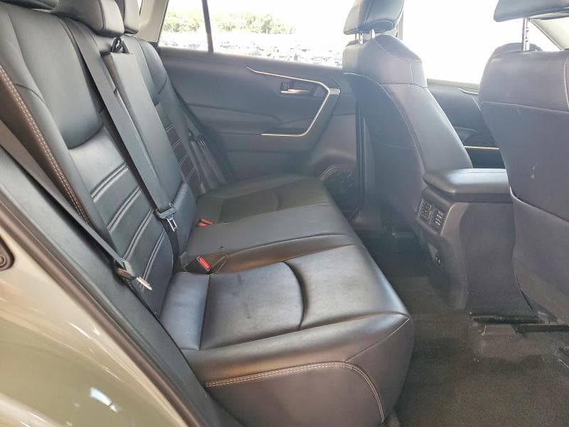 2019 TOYOTA RAV4 XLE PREMIUM 10