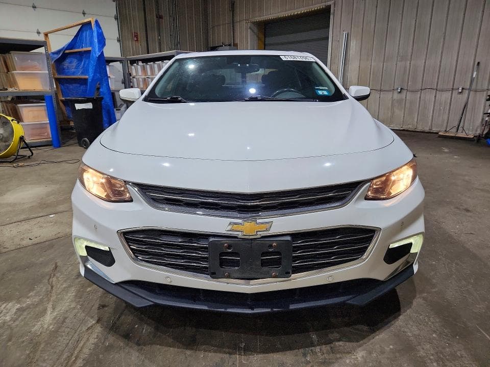 2017 CHEVROLET MALIBU LT 5