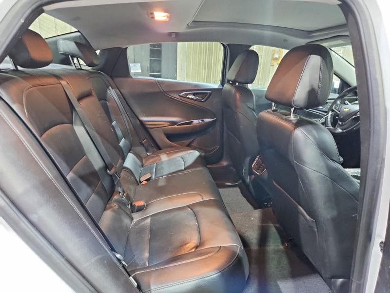 2017 CHEVROLET MALIBU LT 10