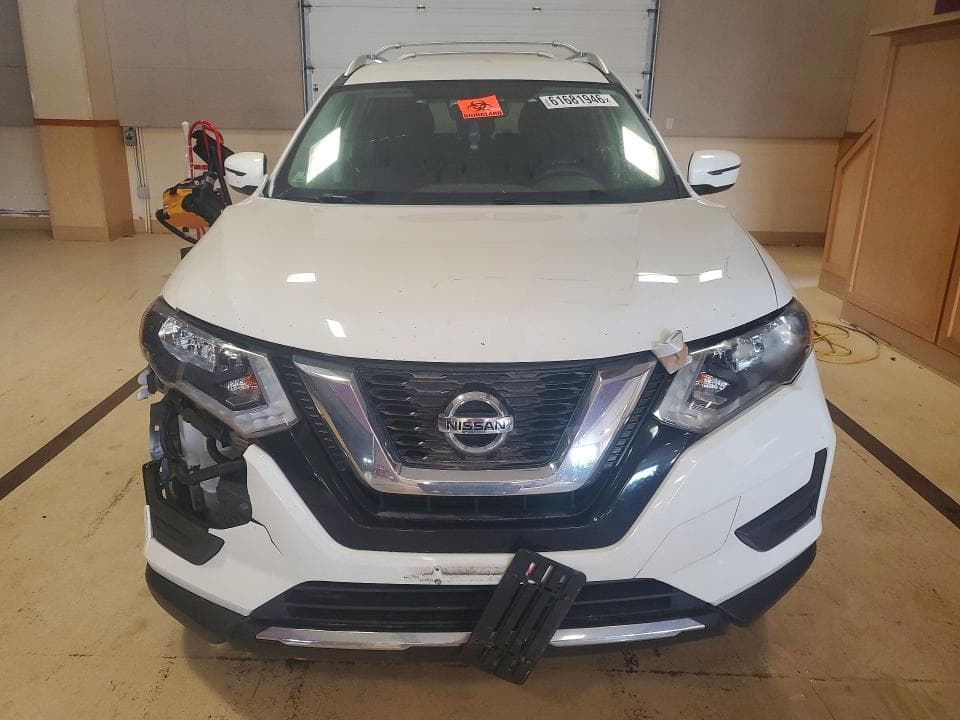 2017 NISSAN ROGUE SV 5