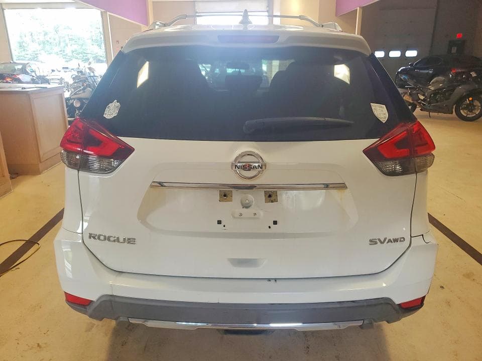 2017 NISSAN ROGUE SV 6