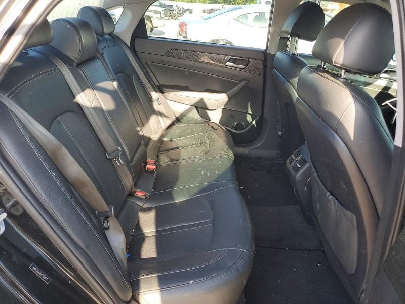 2018 HYUNDAI SONATA LIMITED 10