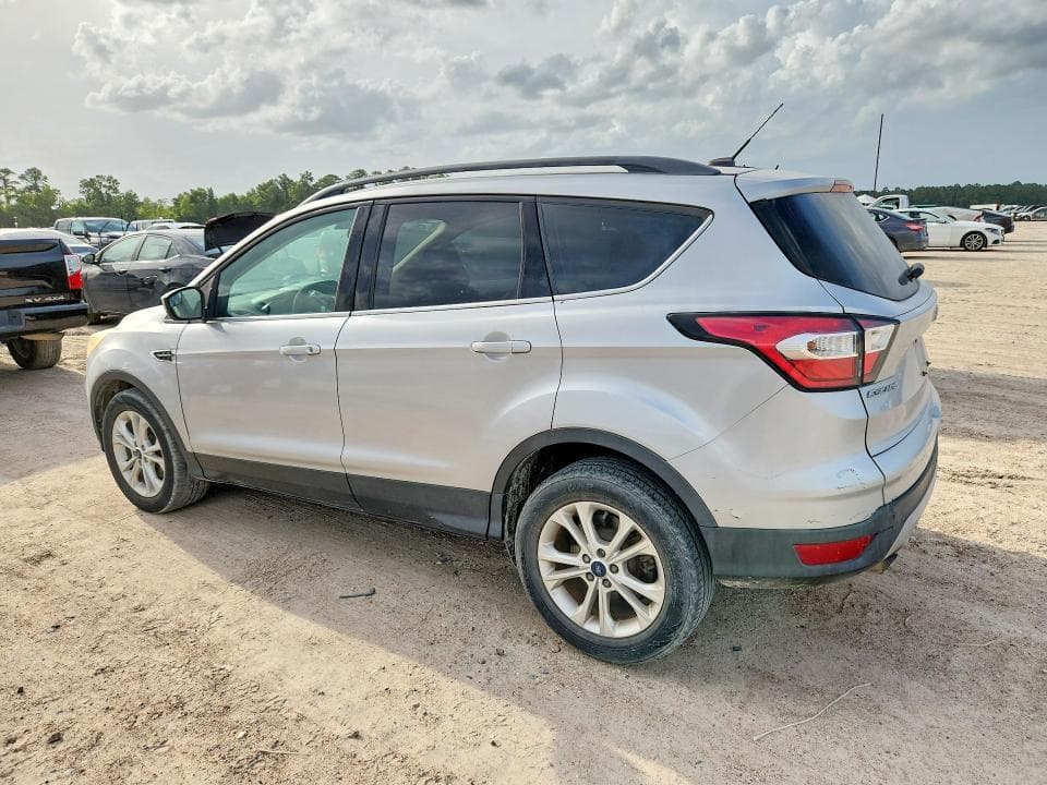 2018 FORD ESCAPE SE 2