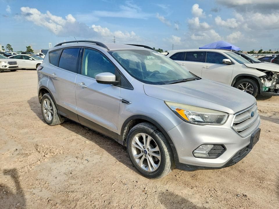 2018 FORD ESCAPE SE 4