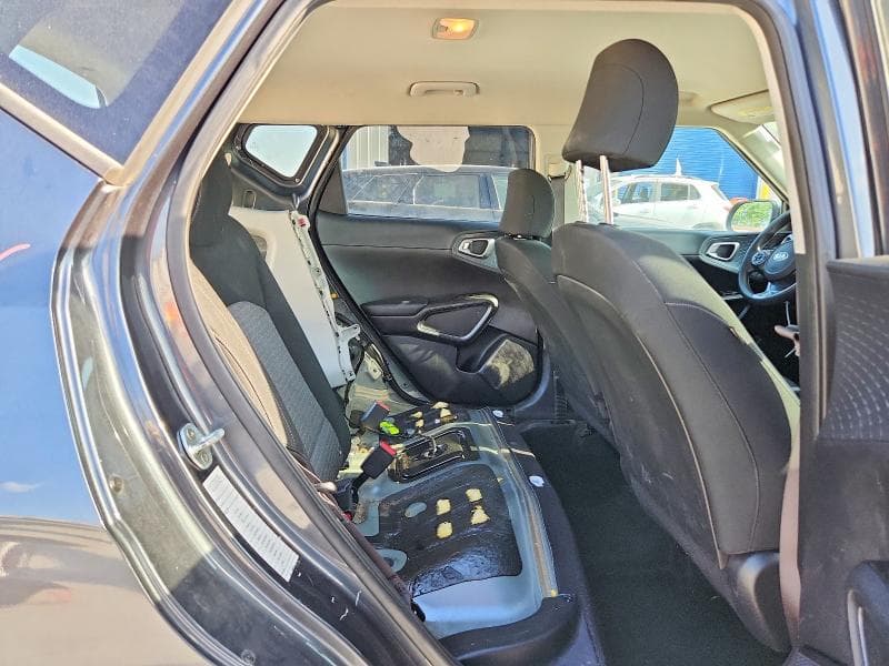 2021 KIA SOUL S S 10