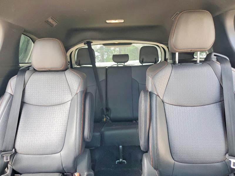 2021 TOYOTA SIENNA XSE 10