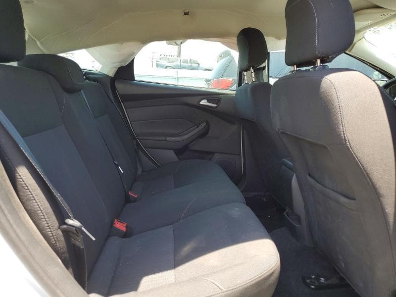2018 FORD FOCUS SE SE 11