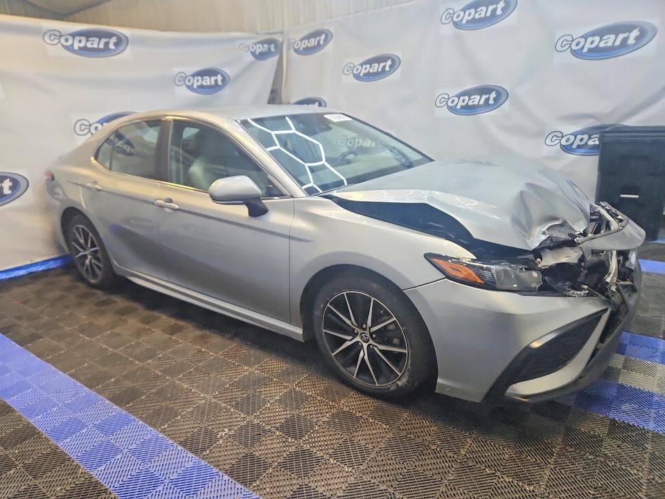 2022 TOYOTA CAMRY SE SE 4