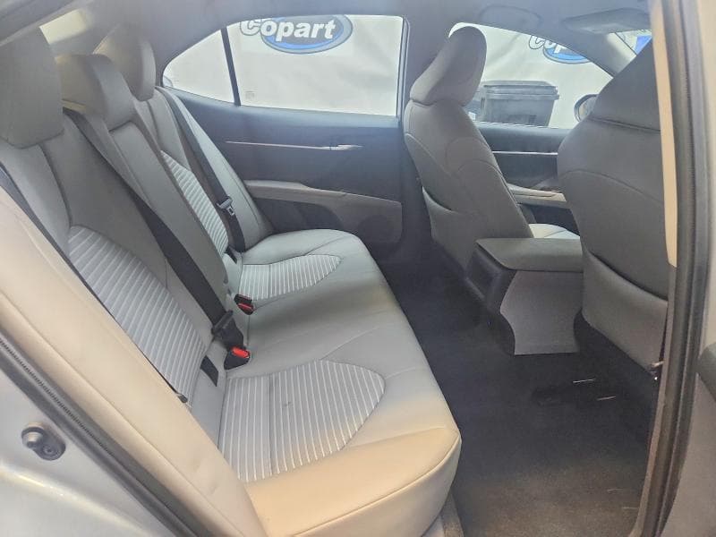 2022 TOYOTA CAMRY SE SE 10