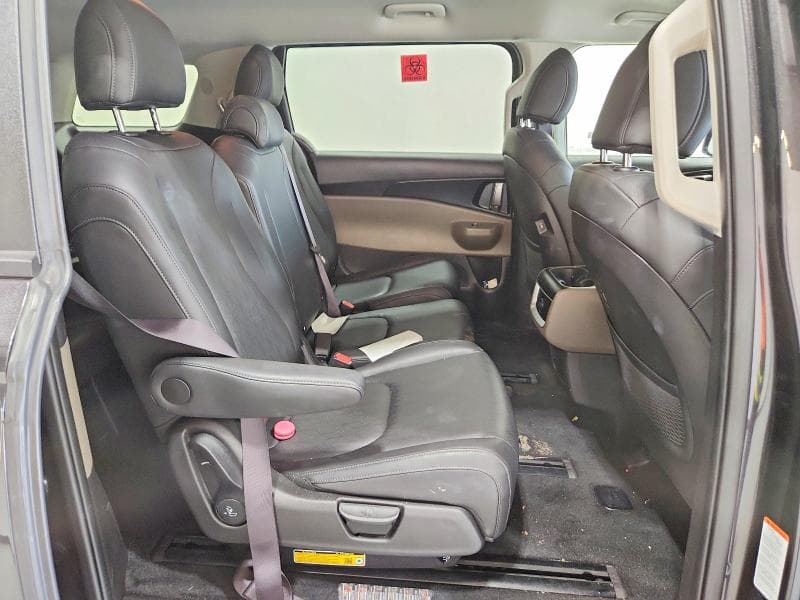 2026 KIA CARNIVAL LXS 11