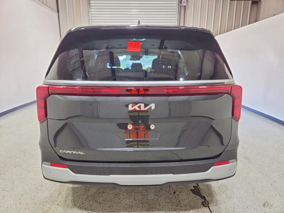 2026 KIA CARNIVAL LXS 6