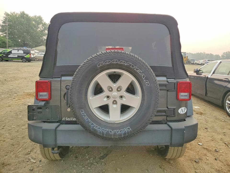 2017 JEEP WRANGLER UNLIMITED SPORT 6