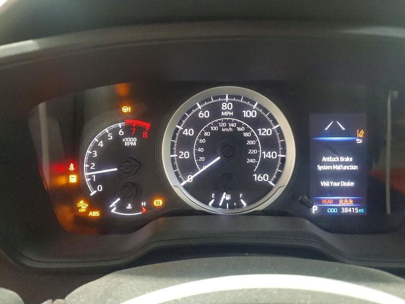 2022 TOYOTA COROLLA LE 9