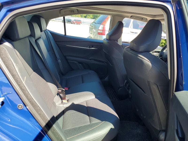 2026 TOYOTA CAMRY XLE 10