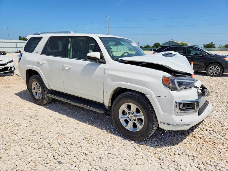 2018 TOYOTA 4RUNNER SR5 4