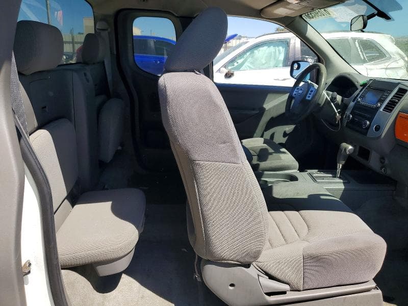 2018 NISSAN FRONTIER S S 10