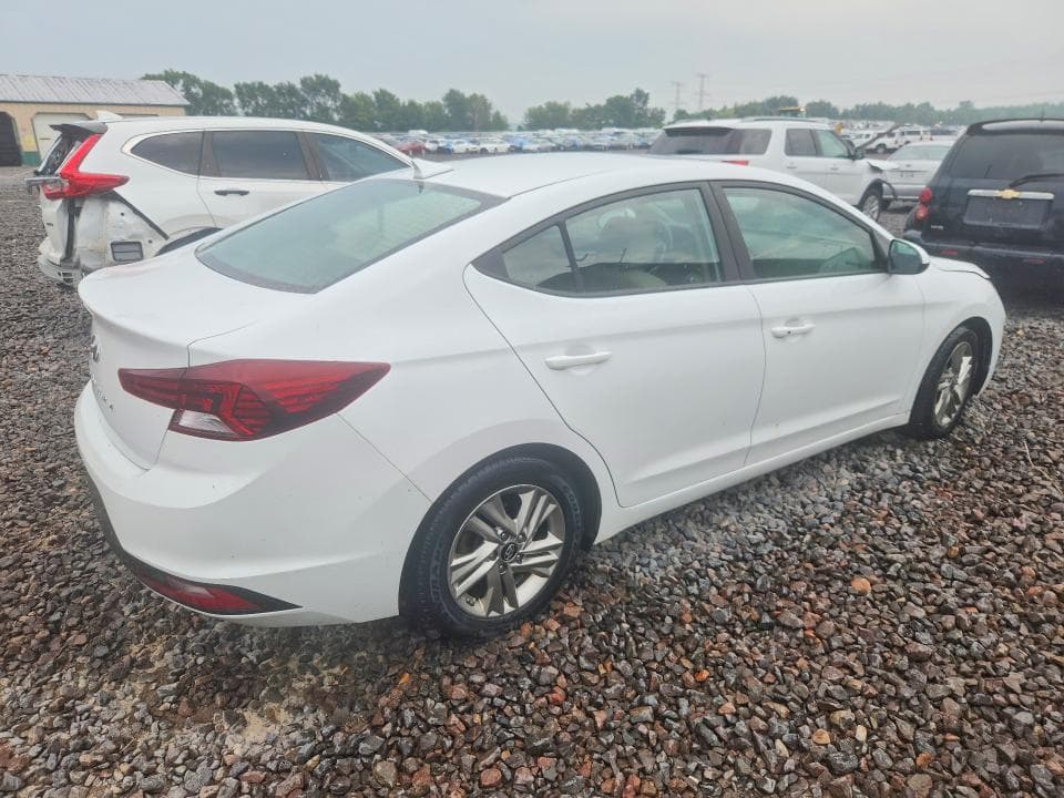 2019 HYUNDAI ELANTRA VALUE EDITION 3