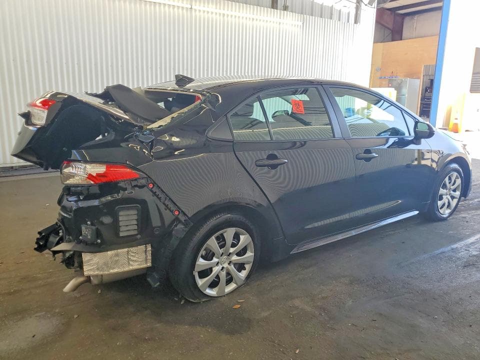 2026 TOYOTA COROLLA LE 3