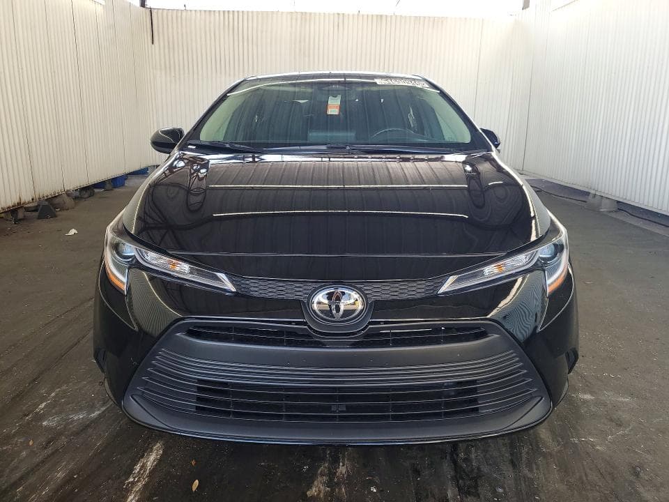2026 TOYOTA COROLLA LE 5